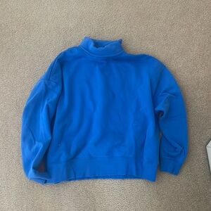 Blue collared sweatshirt